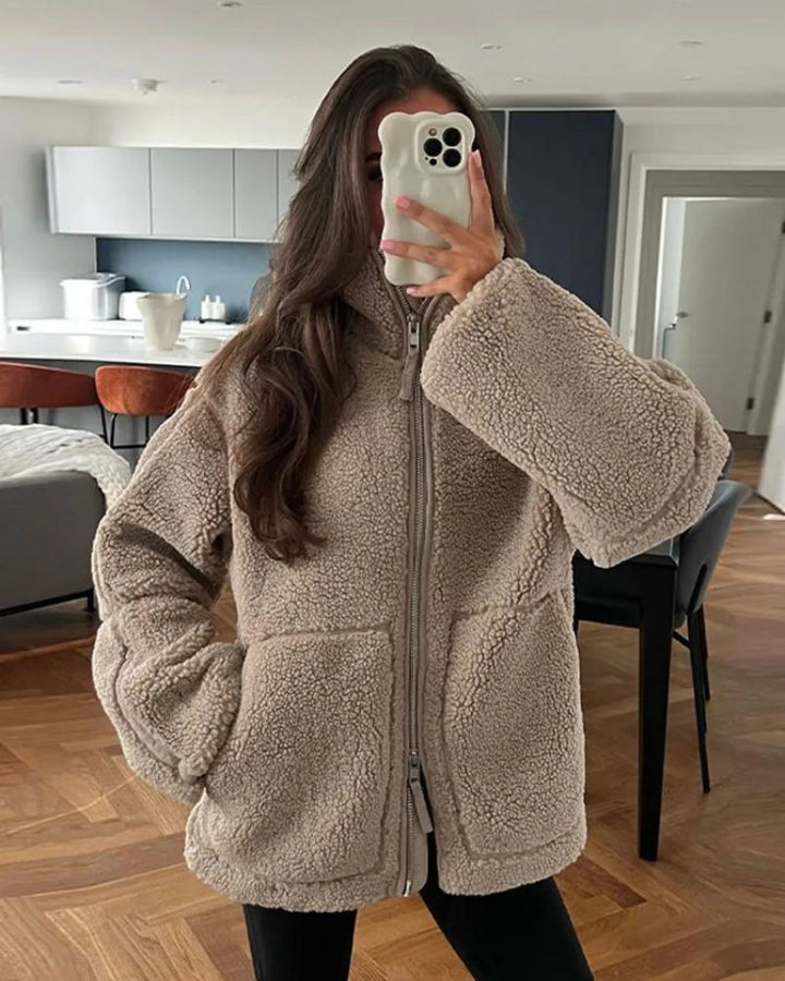 PENELOPE Warm Teddy Jacket – Cozy, Stylish, and Versatile